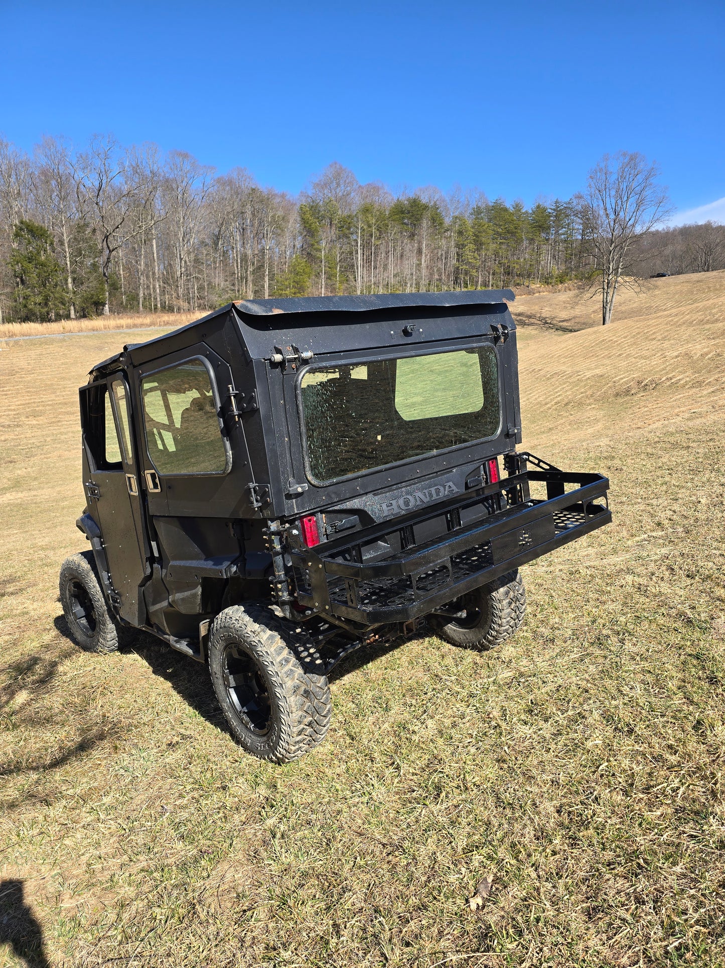 PIONEER 1000-5 REAR CAB