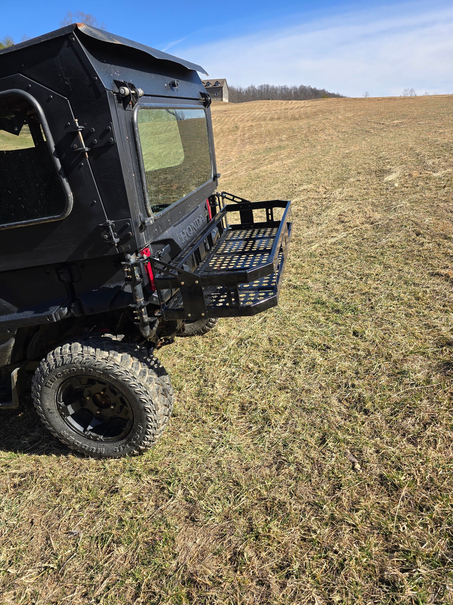 PIONEER 1000-5 REAR CAB
